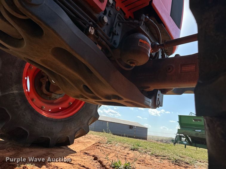 image for item DW8641 2019 Kubota M7-131 MFWD tractor