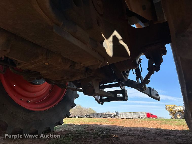 image for item DW8641 2019 Kubota M7-131 MFWD tractor