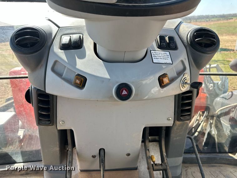 image for item DW8641 2019 Kubota M7-131 MFWD tractor