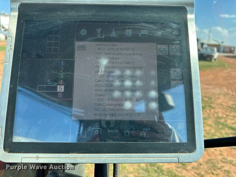 image for item DW8641 2019 Kubota M7-131 MFWD tractor