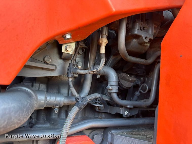 image for item DW8641 2019 Kubota M7-131 MFWD tractor