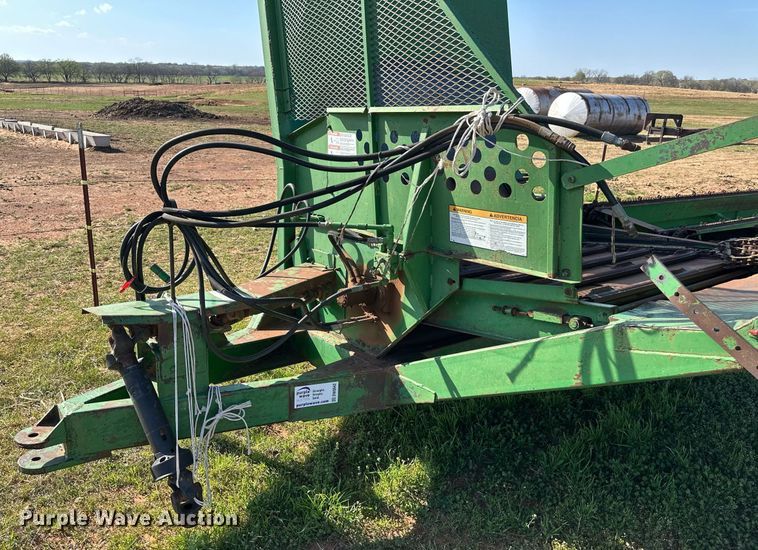 image for item DW8642 Bale processor