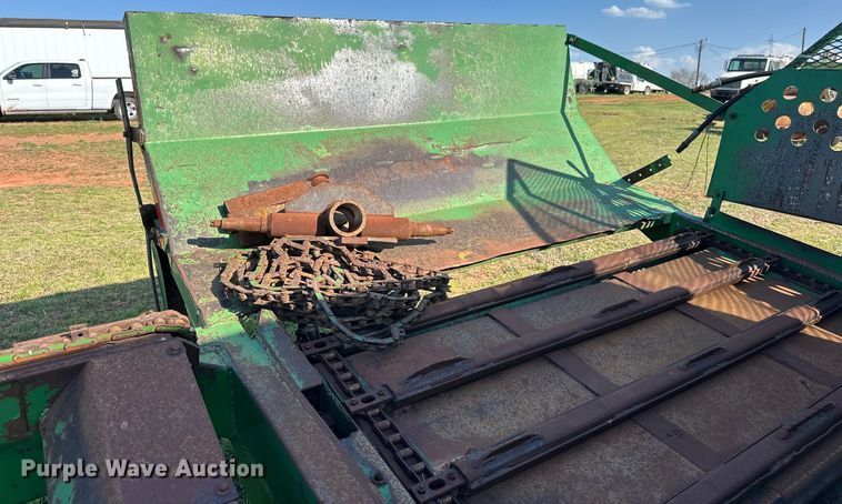 image for item DW8642 Bale processor