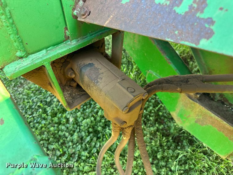 image for item DW8642 Bale processor