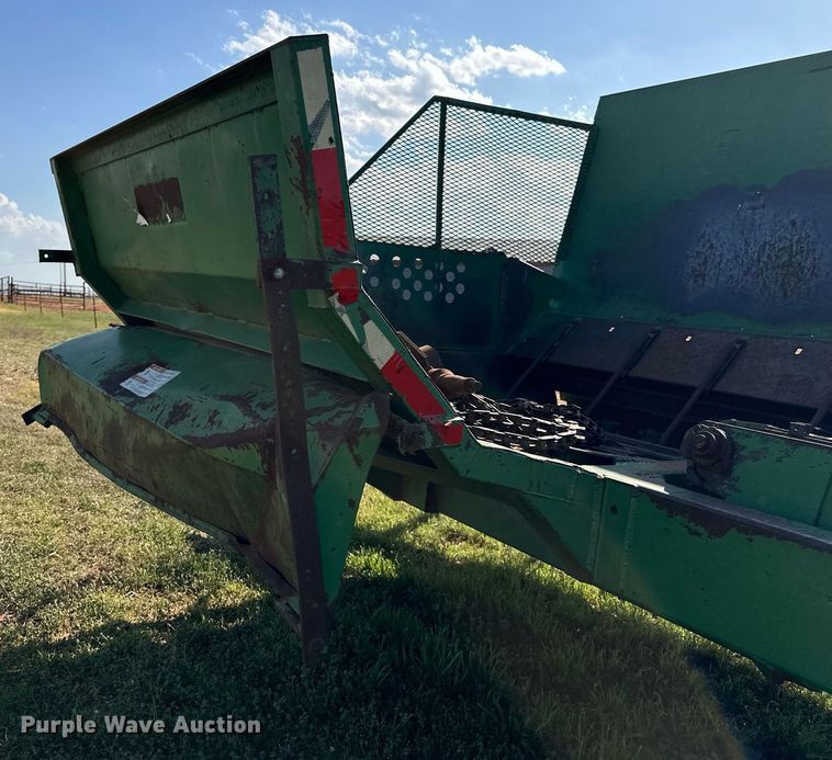 image for item DW8642 Bale processor