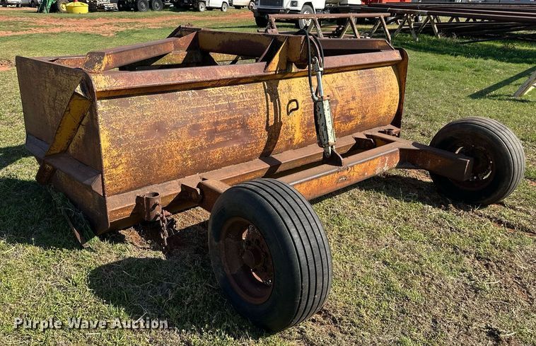 image for item DW8643 Box scraper