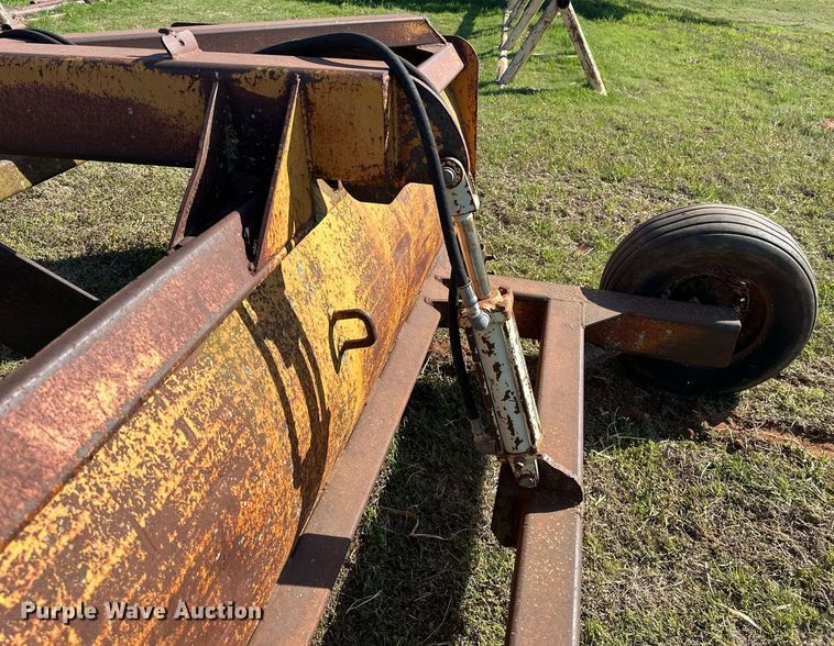 image for item DW8643 Box scraper