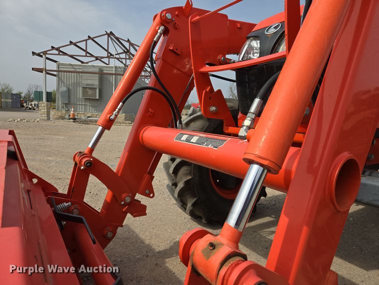 image for item DW8676 2020 Kubota M6060 MFWD tractor