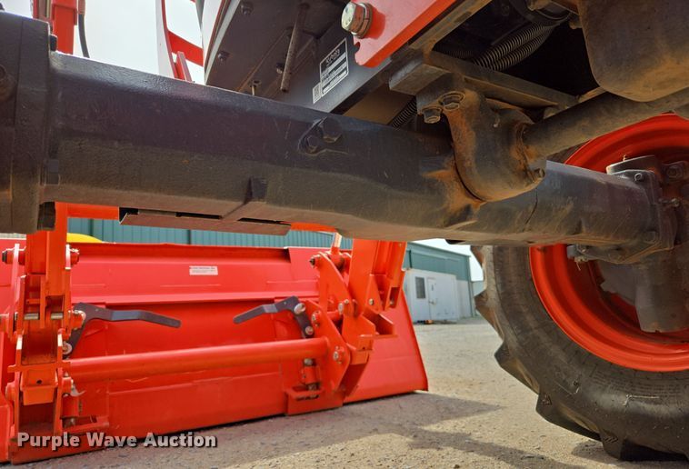 image for item DW8676 2020 Kubota M6060 MFWD tractor