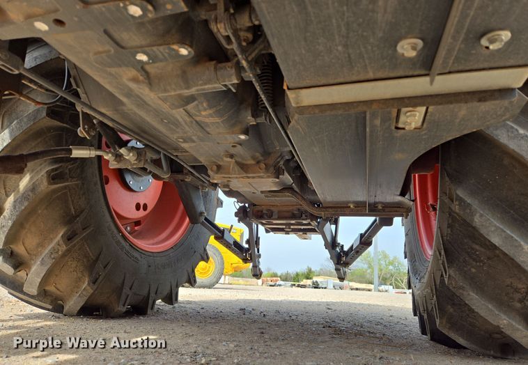 image for item DW8676 2020 Kubota M6060 MFWD tractor