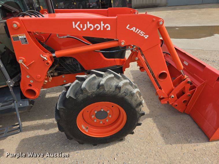 image for item DW8676 2020 Kubota M6060 MFWD tractor