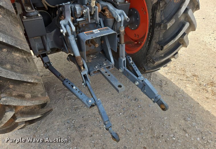 image for item DW8676 2020 Kubota M6060 MFWD tractor