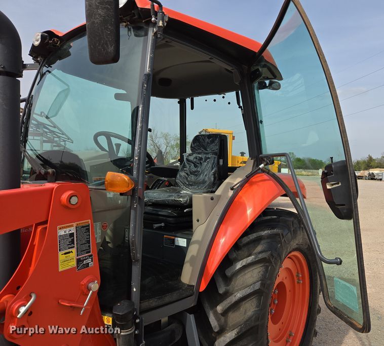 image for item DW8676 2020 Kubota M6060 MFWD tractor