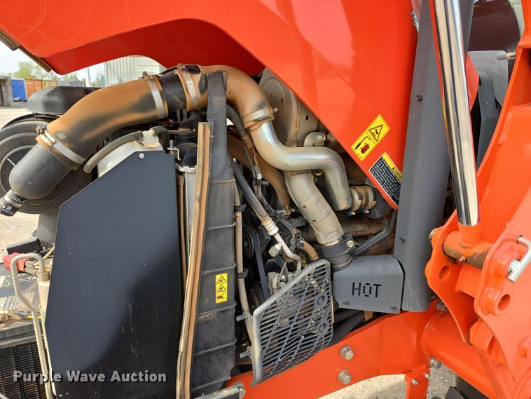 image for item DW8676 2020 Kubota M6060 MFWD tractor