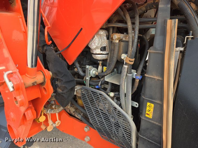 image for item DW8676 2020 Kubota M6060 MFWD tractor