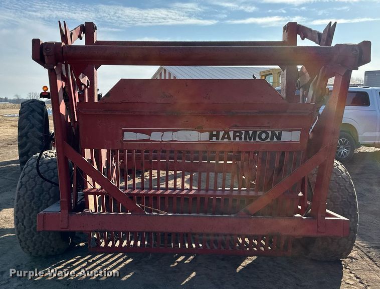 image for item EC2380 1990 Harmon Rockomatic 5800 rock picker