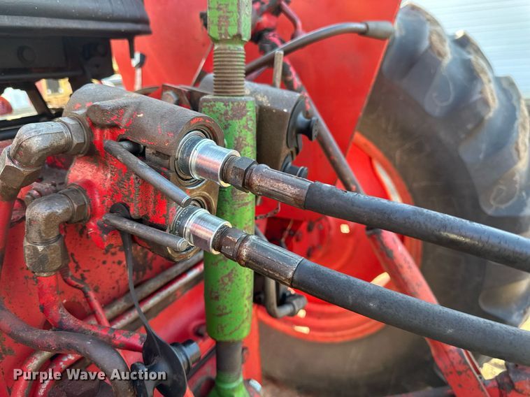 image for item EC2380 1990 Harmon Rockomatic 5800 rock picker