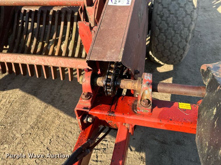 image for item EC2380 1990 Harmon Rockomatic 5800 rock picker