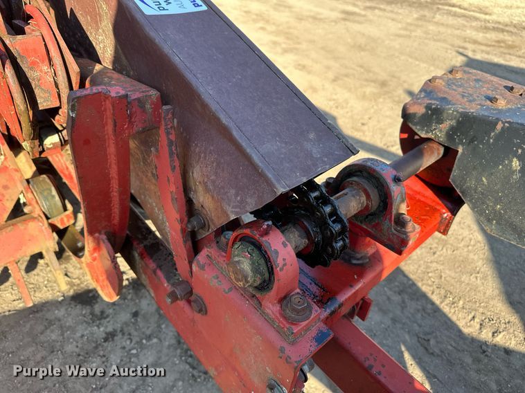 image for item EC2380 1990 Harmon Rockomatic 5800 rock picker