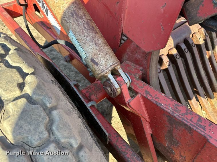 image for item EC2380 1990 Harmon Rockomatic 5800 rock picker