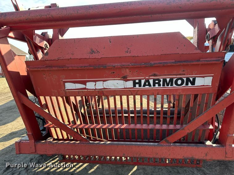 image for item EC2380 1990 Harmon Rockomatic 5800 rock picker