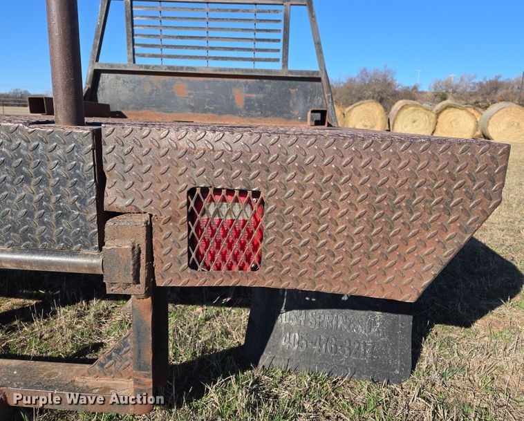 image for item ED2487 Hydraulic bale bed