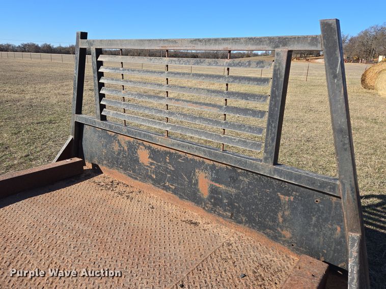 image for item ED2487 Hydraulic bale bed