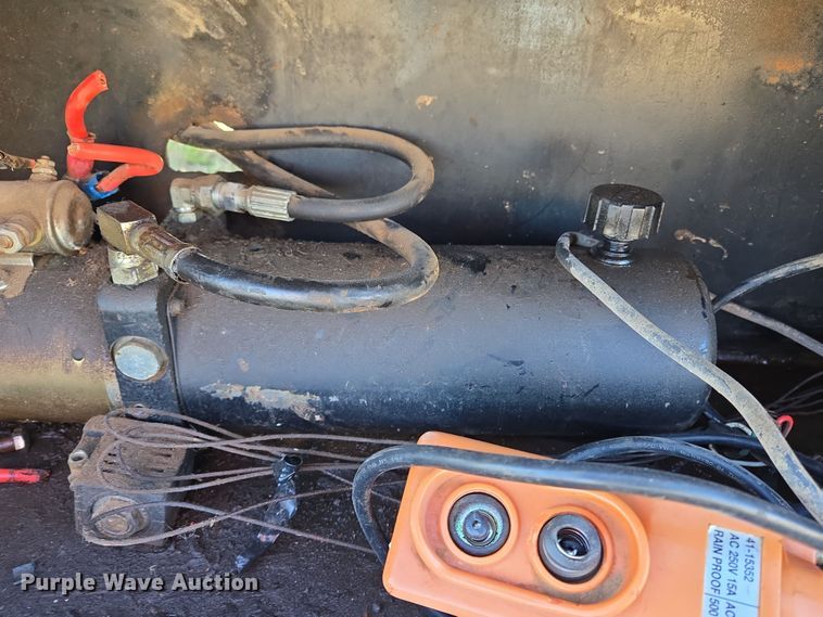 image for item ED2487 Hydraulic bale bed