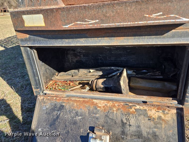 image for item ED2487 Hydraulic bale bed