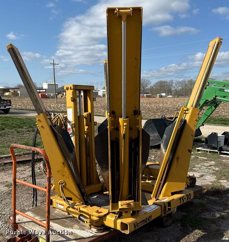 image for item ED4158 Vermeer TS30 tree spade