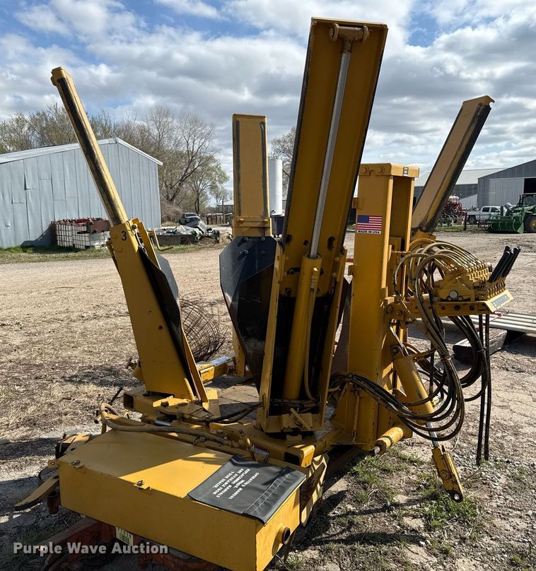 image for item ED4158 Vermeer TS30 tree spade