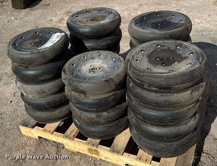 image for item ED4160 (24) gauge wheels