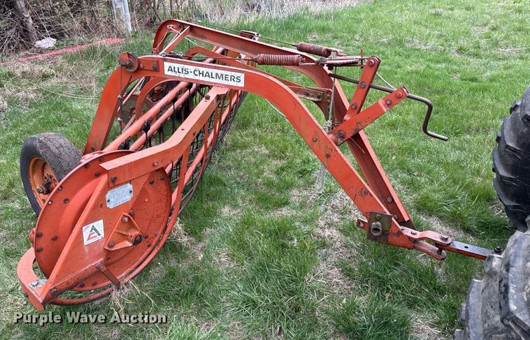 image for item ED4189 Allis Chalmers hay rake
