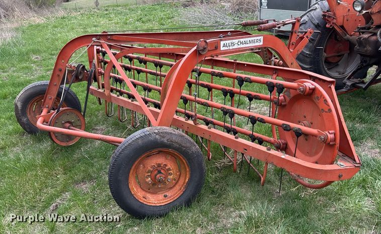 image for item ED4189 Allis Chalmers hay rake