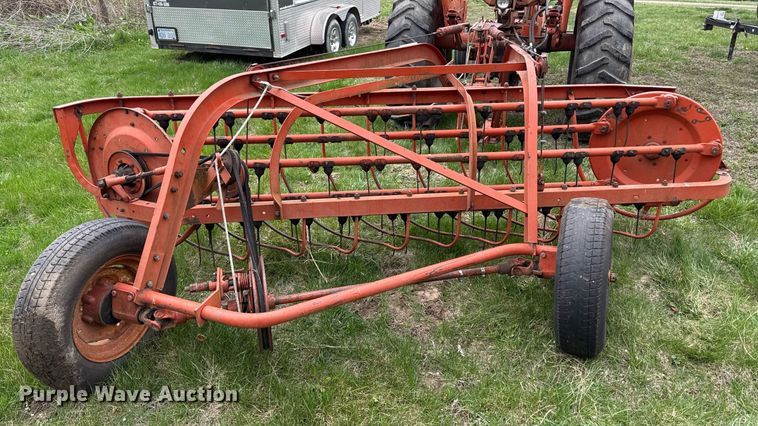 image for item ED4189 Allis Chalmers hay rake