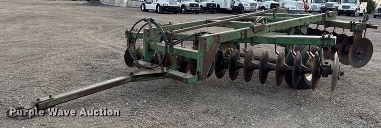 image for item EG5675 John Deere off-set disk