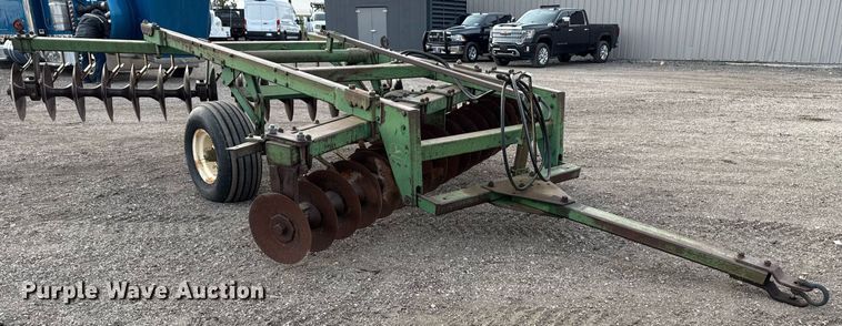 image for item EG5675 John Deere off-set disk