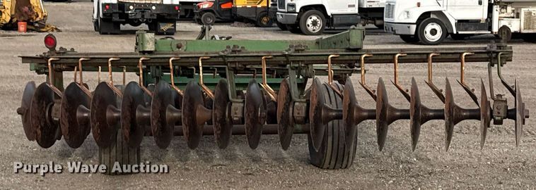 image for item EG5675 John Deere off-set disk