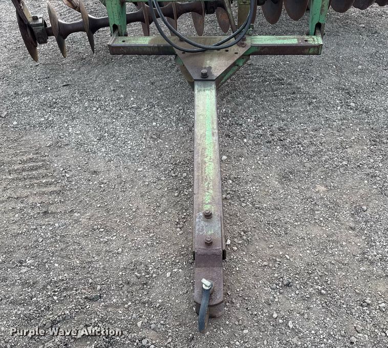 image for item EG5675 John Deere off-set disk