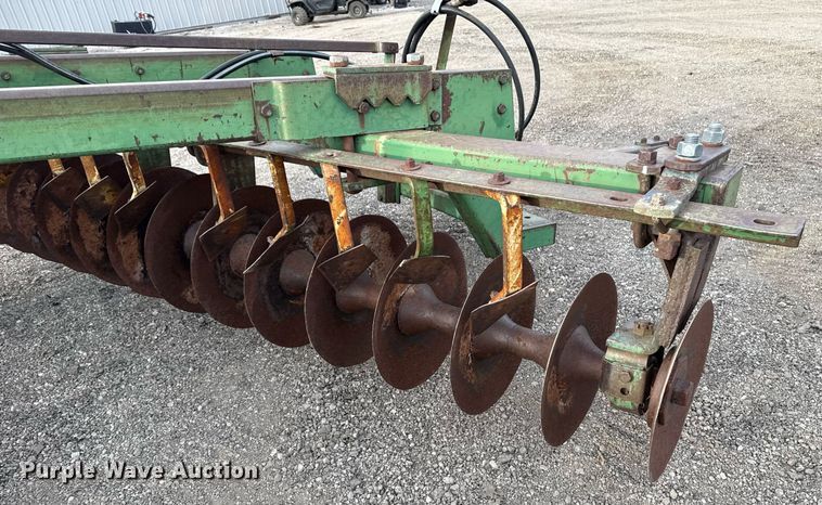 image for item EG5675 John Deere off-set disk