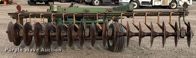 image for item EG5675 John Deere off-set disk