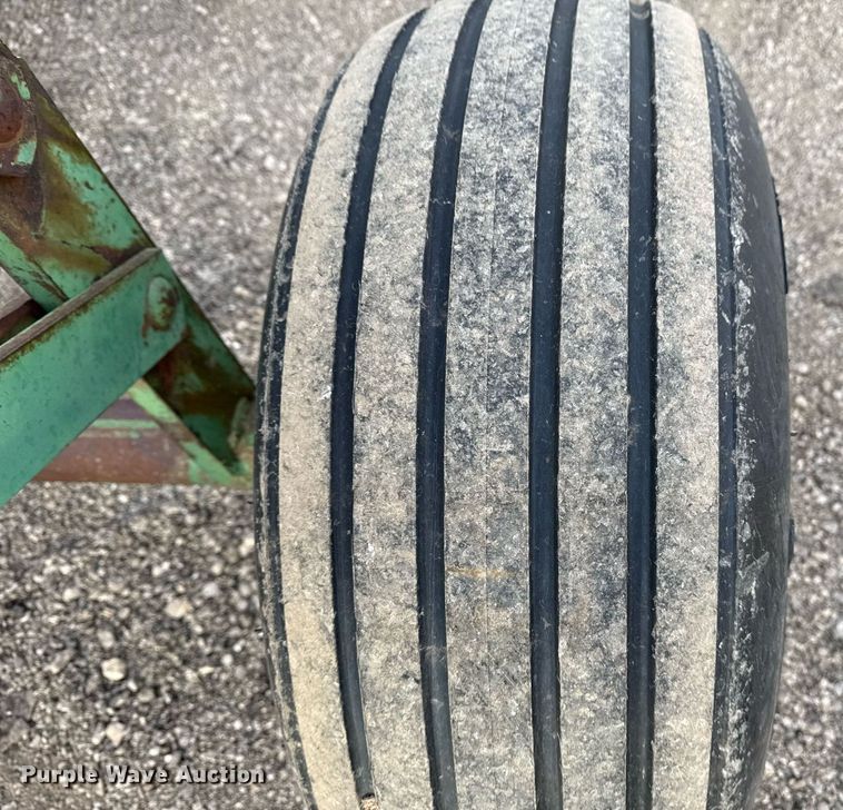 image for item EG5675 John Deere off-set disk