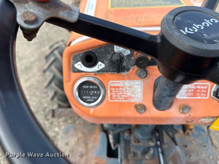 image for item EG5700 Kubota B7100 MFWD tractor