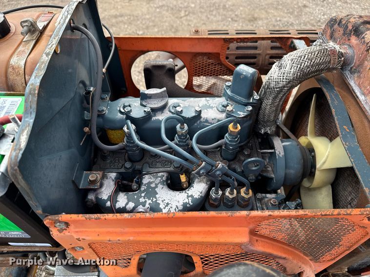 image for item EG5700 Kubota B7100 MFWD tractor