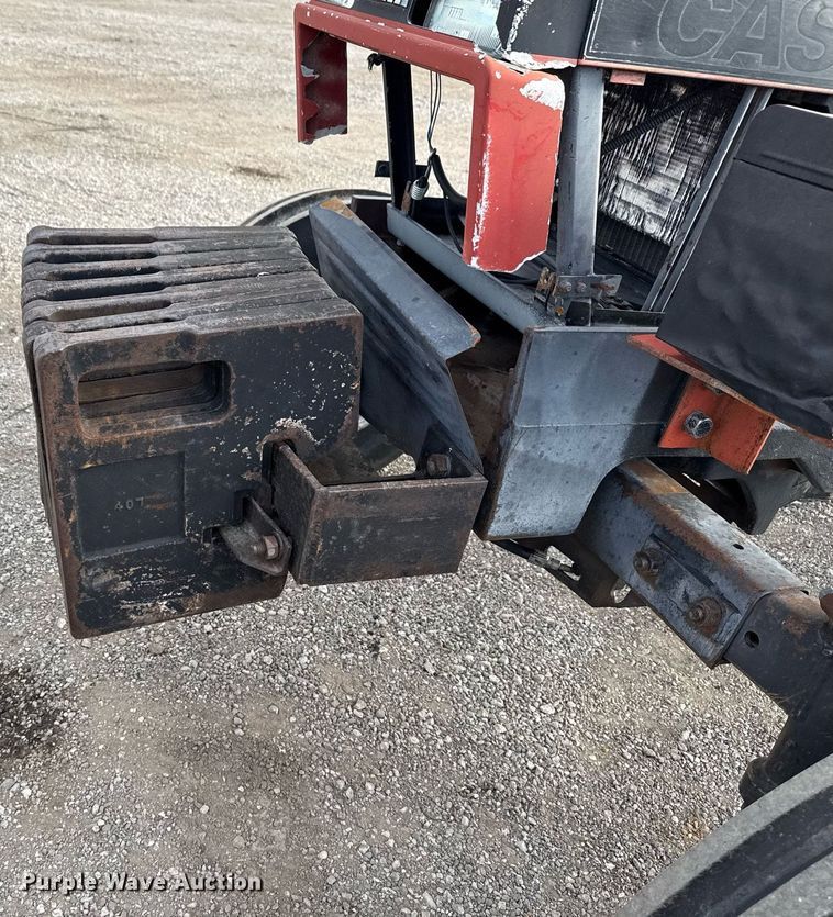 image for item EG5709 1989 Case IH 685 tractor