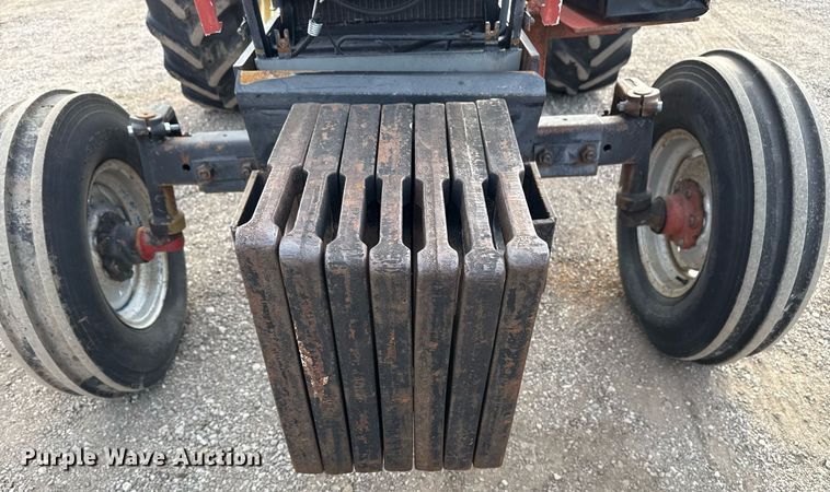 image for item EG5709 1989 Case IH 685 tractor