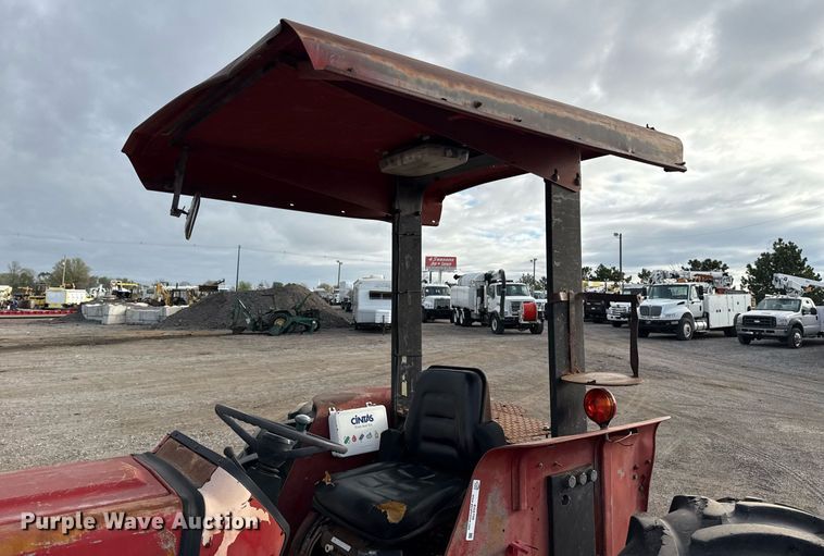 image for item EG5709 1989 Case IH 685 tractor