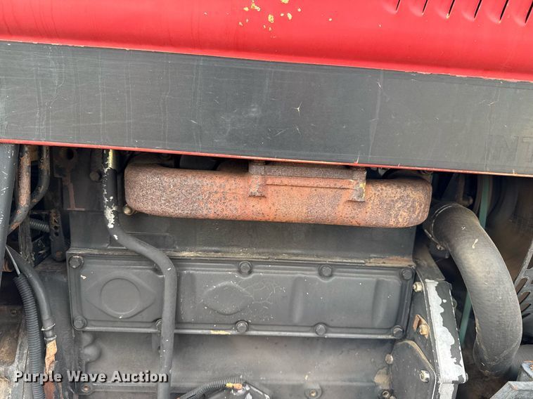 image for item EG5709 1989 Case IH 685 tractor