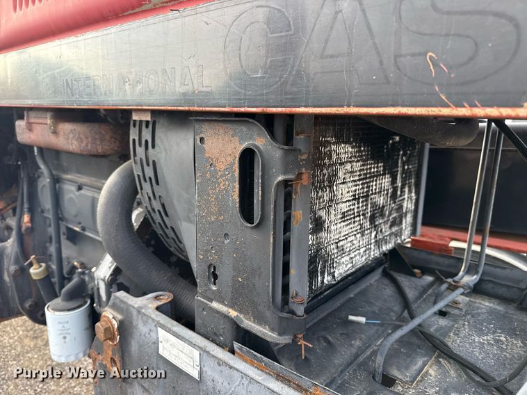 image for item EG5709 1989 Case IH 685 tractor