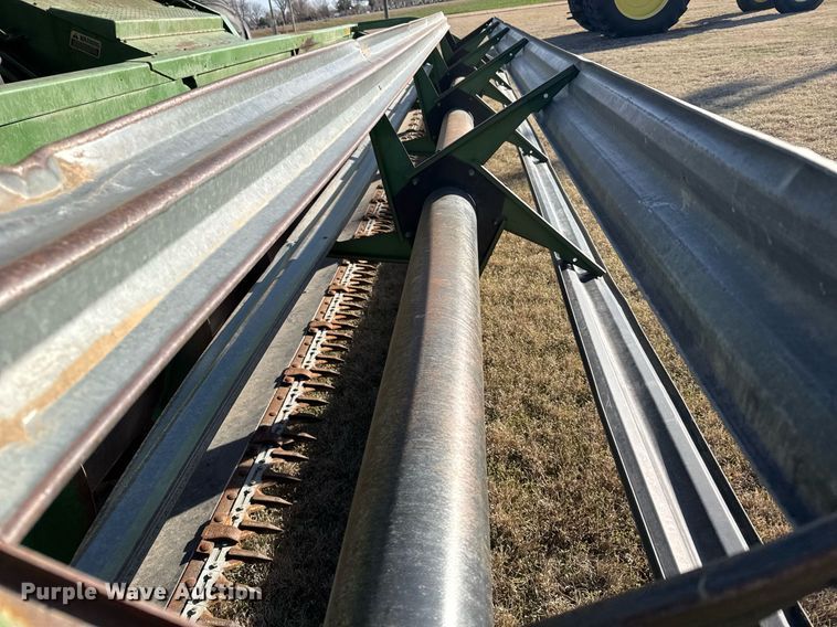 image for item EG6169 1984 John Deere Turbo 7720 combine